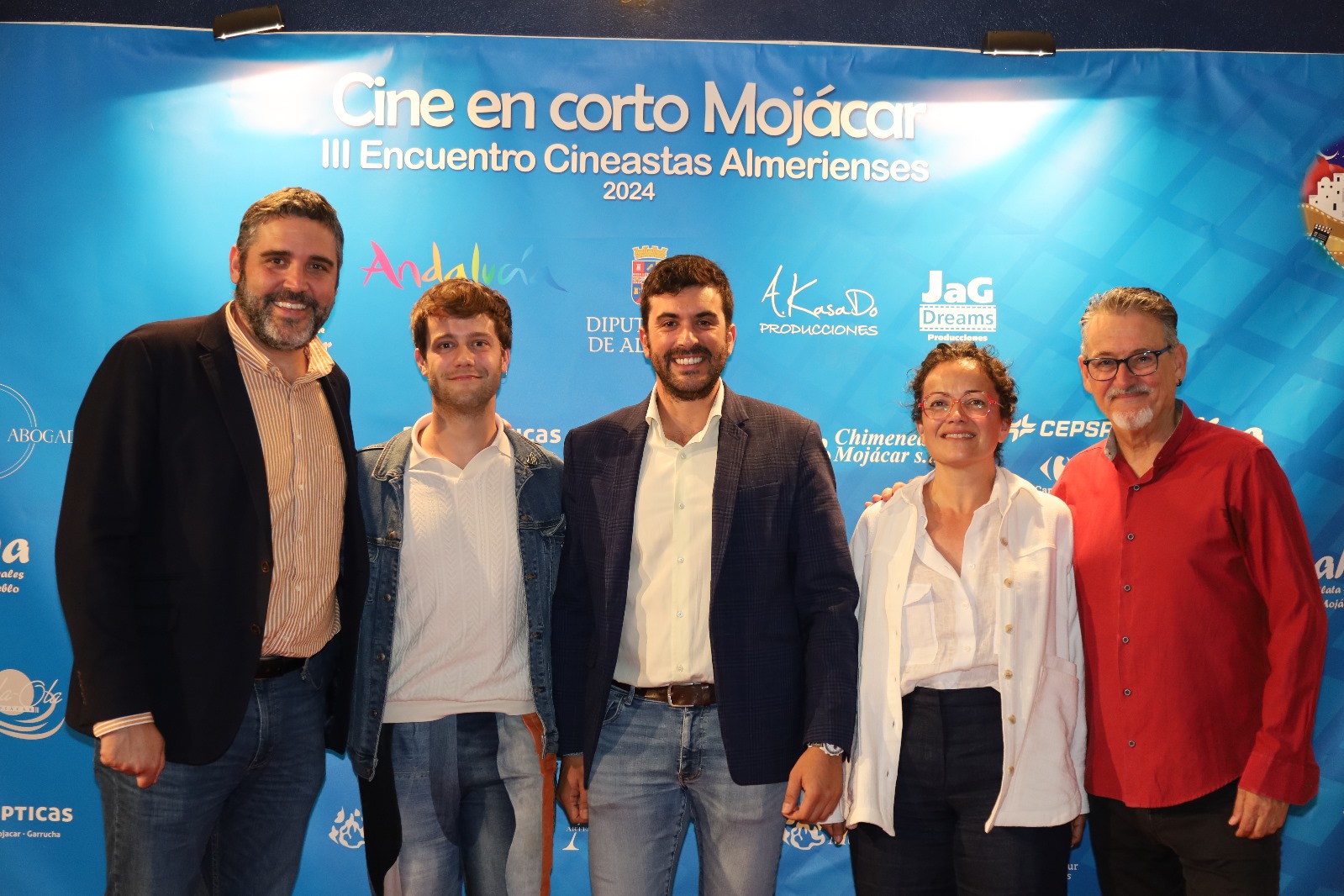 Se ha clausurado en Mojácar el III Certamen de Cine en Corto que reúne a los cineastas almerienses en unas jornadas que esta edición se ha desarrollado en la localidad del 12 al 20 de abril en el Centro de Usos Múltiples.